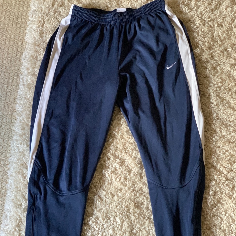 Nike dri fit sweatpants